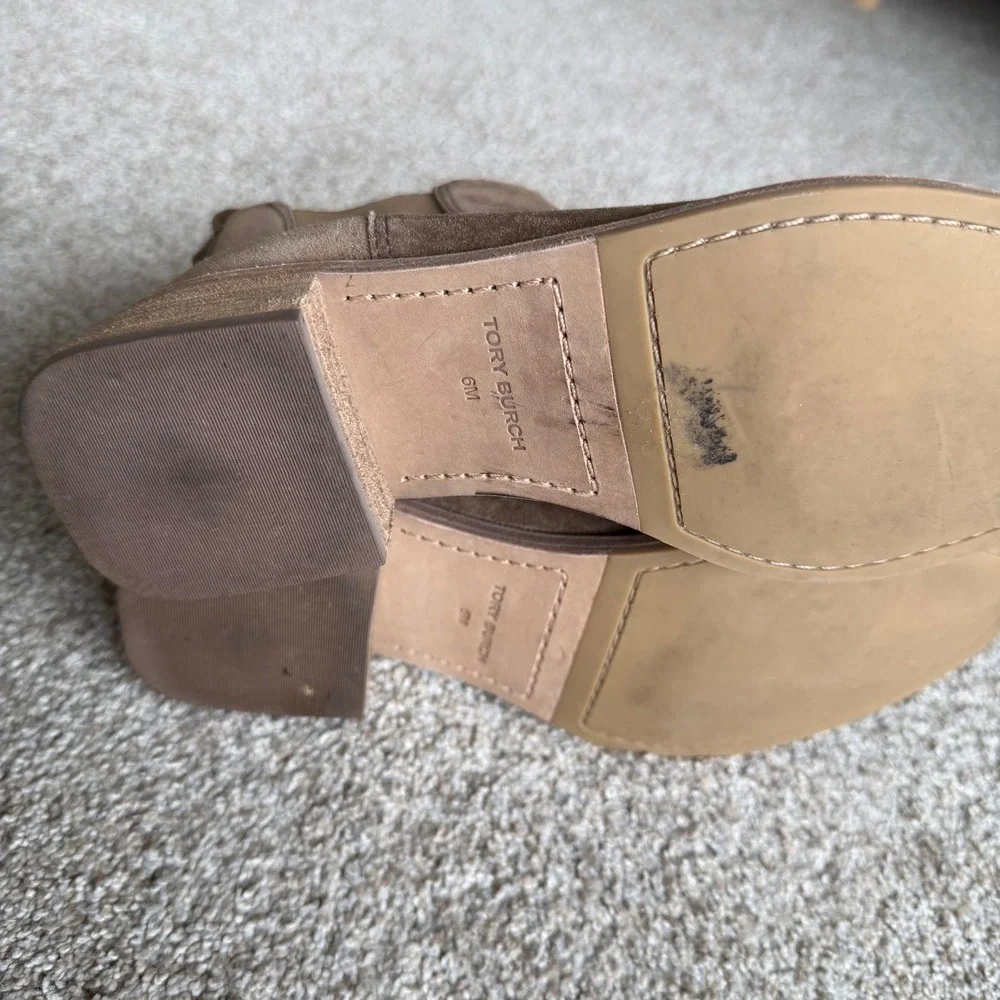 Tory Burch Suede Chelsea Ankle Boots Double T Logo Block Heel 6M River Rock